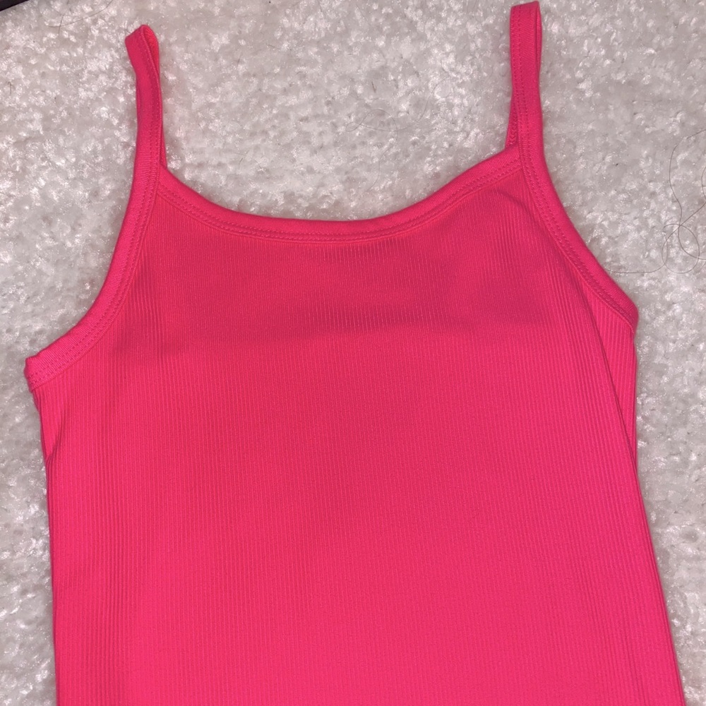 PINK top
